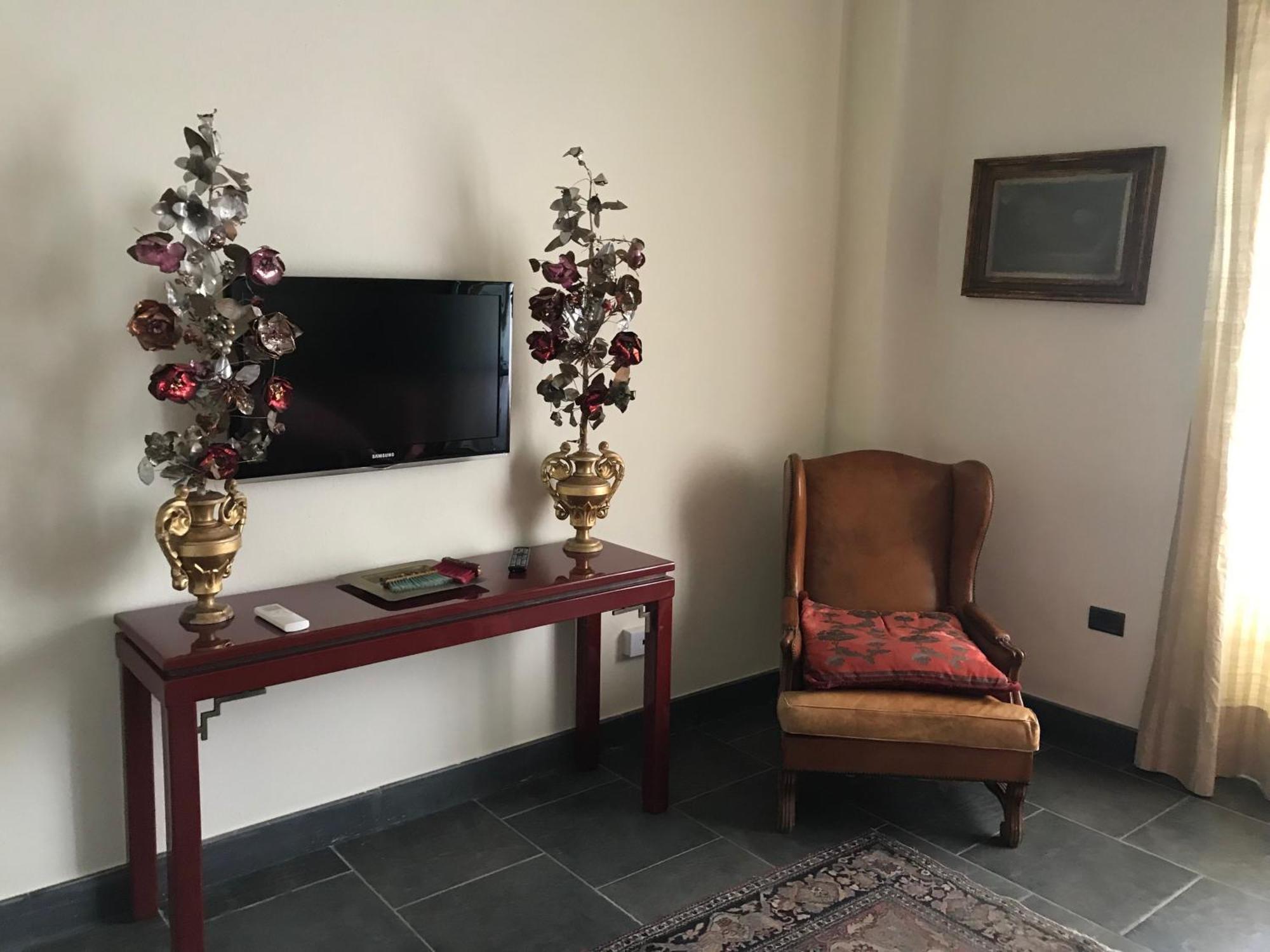 Borgo Antico XIX Sec. Bed and Breakfast Gesturi Exteriör bild